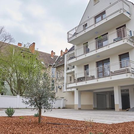 Sunlight Red Szeged Apartment Екстериор снимка