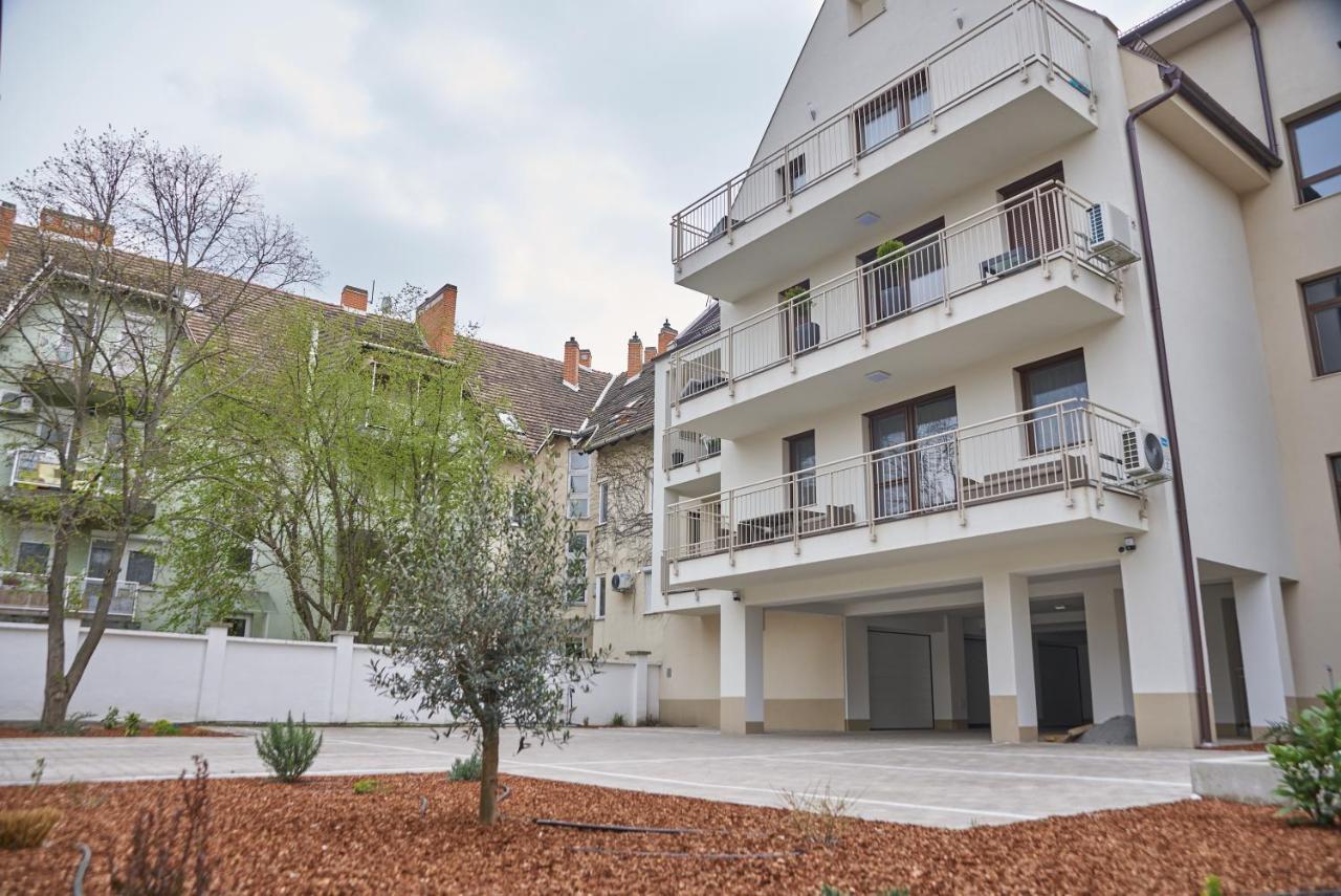 Sunlight Red Szeged Apartment Екстериор снимка